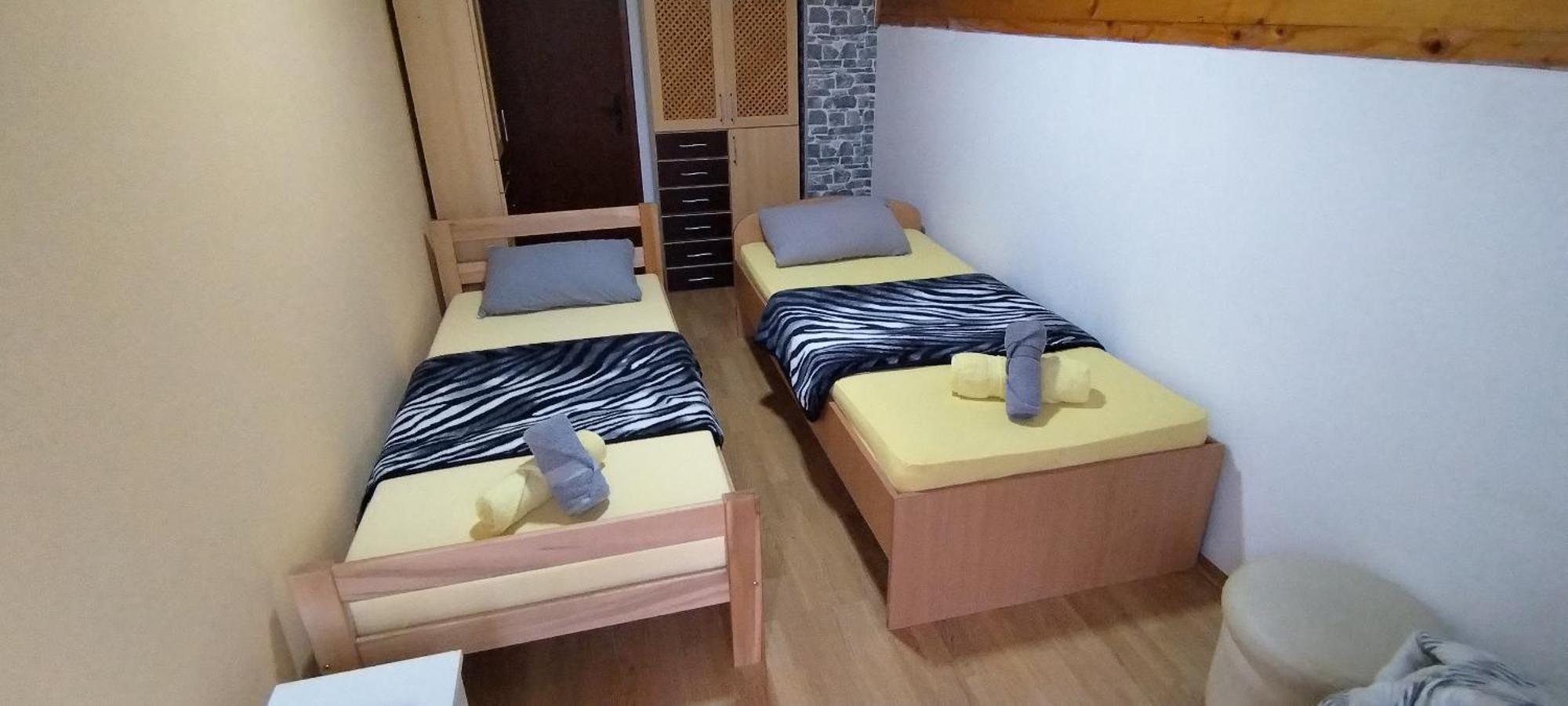 Apartamento Sobe Lara Donji Milanovac Exterior foto